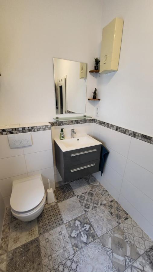 Ferienwohnung An Der Mosel Konz Exteriör bild